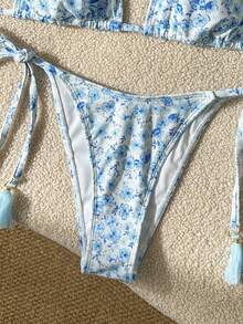 Swim Mod 三角掛脖性感比基尼兩件組，羅紋藍白花卉印花女款泳裝配平口三角褲，休閒海灘島嶼度假泳衣，可愛清新適合泳池派對 - 藍白色 - View 4