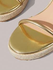 Styleloop Giày nữ, màu nâu, giày rơm đan bằng dây gai dầu, sandal đế xuồng, phong cách bohemian phóng khoáng, mang đến không khí nghỉ dưỡng, trang phục mùa hè, đồ dùng cần thiết khi đi du lịch. - Vàng - Xem 8