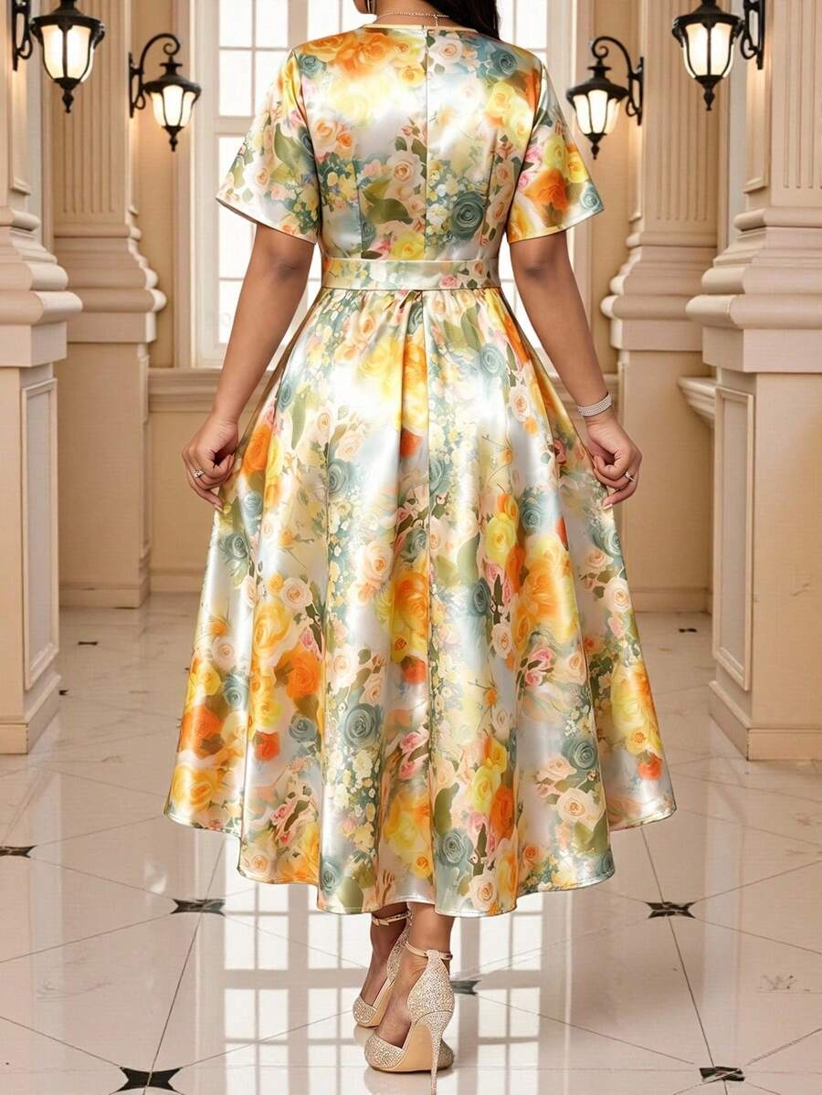 Fleurora 大码女式碎花圆领短袖优雅连衣裙