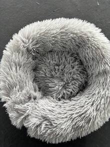 Plush Solid Color Non-Detachable Pet Round Nest, Soft & Comfortable, Machine Washable Pet Bed Suitable For Cats & Small/Medium Dogs, For Daily Use & Outdoor Carrying - Light Grey - View 10