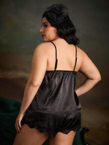 PinupPomp Plus Size Pajama Sets Kontras Lace Plain - Hitam - View 3
