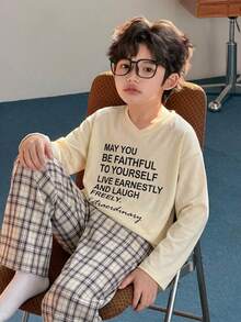 Dazy Kids 大童男孩春秋款口號印花V領寬鬆長袖上衣與格紋長褲睡衣套裝 夏季 - 黃色 - 查看 3
