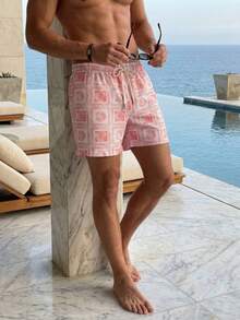 Manfinity Swimmode 男士夏季度假全身印花抽繩腰透氣沙灘短褲 男士度假沙灘裝 男士泳褲 粉紅色，假期 - 粉色 - 查看 3