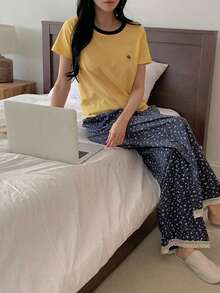 DAZY 2件套女士撞色短袖T恤和碎花长直筒睡裤，夏季睡衣套装 - 黃色 - 查看 5