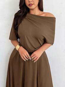 Firerie Vestido elegante de unicolor y cuello asimétrico, talla grande, para verano - Marrón - Ver 4