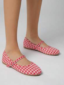 Solezae Women's Fashionable Check Fabric MaryJane Flats - Red - View 2