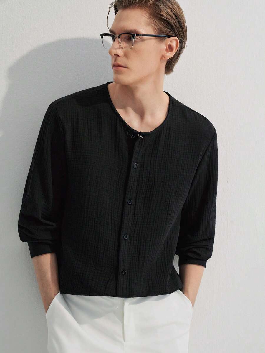 Manfinity CityGents Men Solid Button Up Shirt Slim Fit Long Sleeve Plain Black Boho Shirt For Husband, Fall, Holiday - Black - View 1