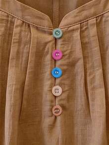 Franclia Women's Elegant Minimalist Solid Color Pleated Collar Colorful Button Decor Sleeveless Tank Top - Khaki - View 5