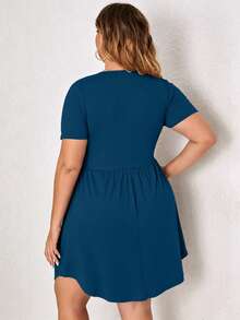 EMERY ROSE Plus Size Solid Color Round Neck Short Sleeve Casual Front Button Summer Dress - Blue - View 2