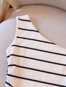 SHEIN LUNE Women's Casual Elegant Black And White Ruffle Hem One Shoulder Top, Summer Brunch Night Out Party - Multicolor - View 4