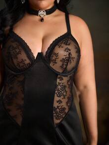 PinupPomp Gaun Kamisol Satin Patchwork Renda Gaya Istana Vintage Ukuran Besar dengan Kawat Penyangga dan Set Thong - Hitam - View 4