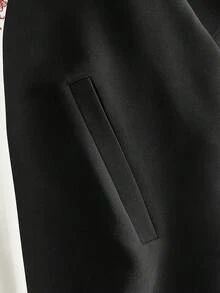 ROMWE MEN Street Life 男士休閒對比色花卉印花鈕扣前短袖襯衫，夏季 - 黑與白 - 查看 5