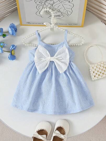 SHEIN 1pc Baby Girls' Fashionable Elegant Cute Sweet Fresh Casual Minimalist Light Blue Strap Dress A-Line Short Skirt, Comfortable Jacquard Fabric With White 3D Butterfly Decor, Spring/Summer New, Suitable For Birthday Party, Daily Outfit, Vacation & Cute Wear