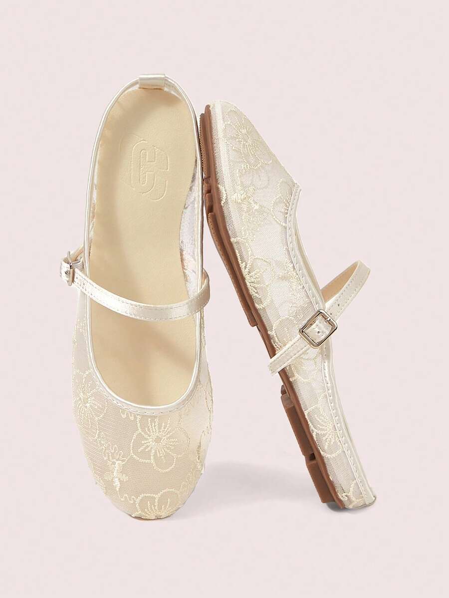 CUCCOO DOLLMOD Women's Shoes, Beige, Round Toe Dew Heel Closed Toe Sandals, Flower Embroidered Mesh Yarn, Sweet And Cute, Comfortable, Soft And Breathable - Little flower - apricot - View 1