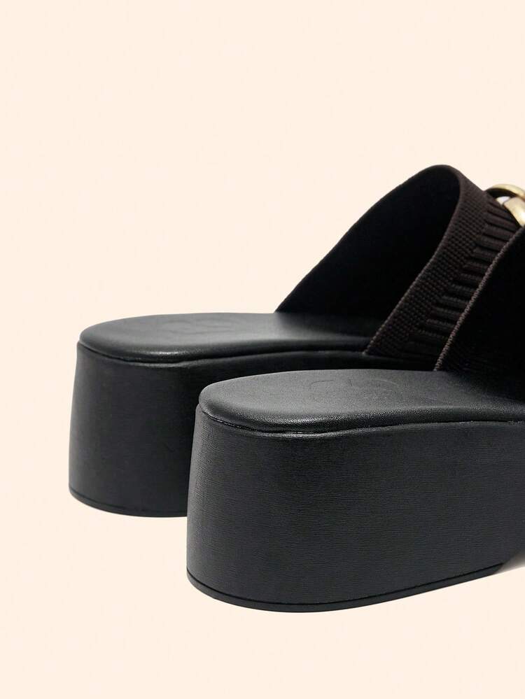 CUCCOO BASICS Women Shoes Round Head Platform Brown Knitted Metal Chain Simple Comfortable Breathable Women's Fashion Flat Bottom Platform Sandals Slippers Daily Versatile Commuter Women's Slippers