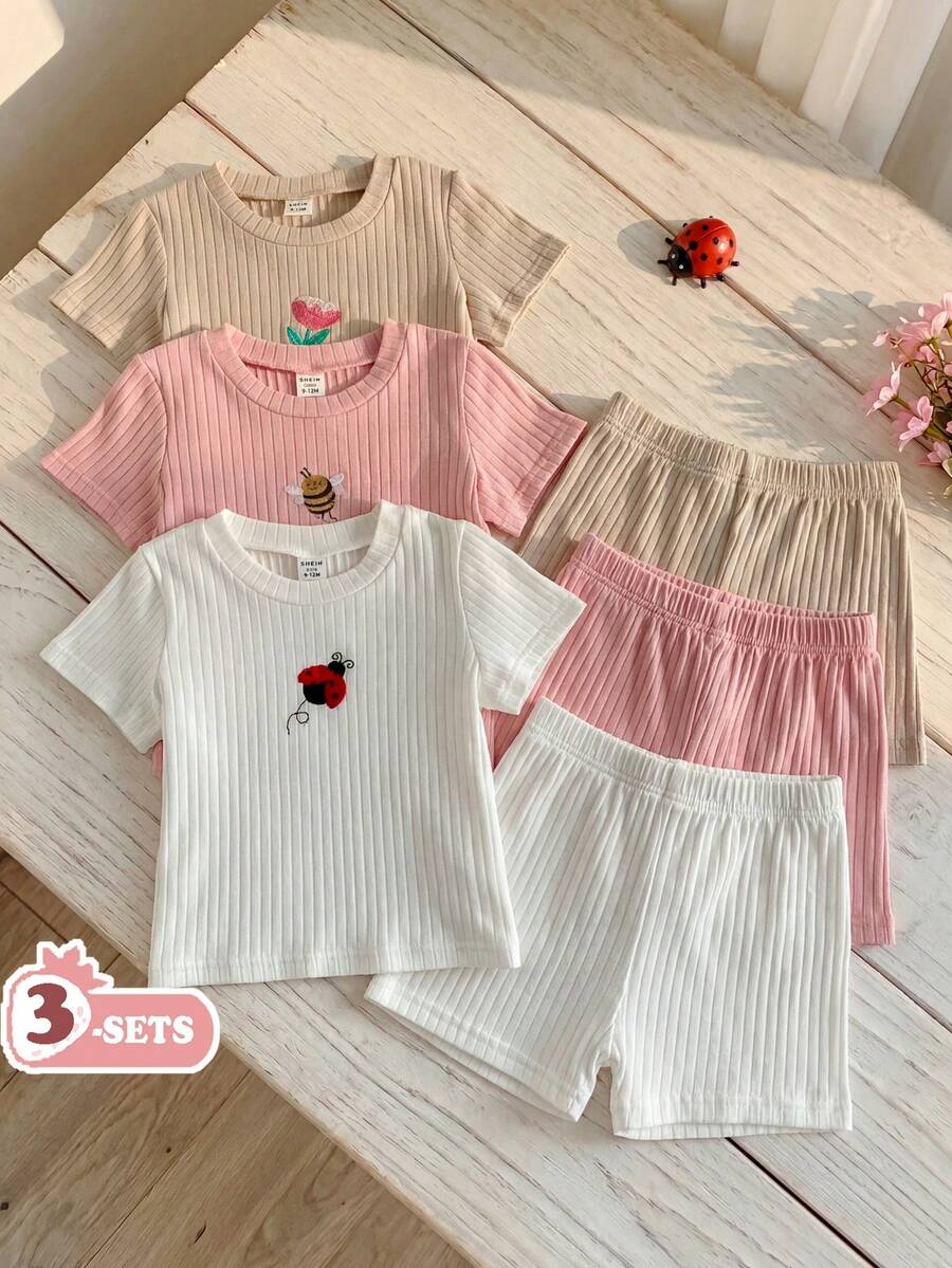 SHEIN Vintaside Kids 女童两件套夏季套装:圆领短袖可爱刺绣T恤搭配休闲短裤,适合日常休闲、郊游、露营、幼儿园、学校、聚会、旅行等场合。 - 彩色 - 查看 1