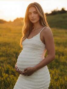 Boho Mama 夏季穿搭，奶油色紋理面料孕婦洋裝，修身波希米亞浪漫優雅度假風，休閒純色細肩帶拍照裙 - 杏色 - 查看 1