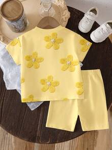 Set de 2 piezas de camiseta de verano para niñas, estilo casual y versátil, camiseta con estampado floral de cuello redondo combinada con shorts amarillos cómodos, estilo casual dulce y relajado, adecuado para salidas diarias o uso de vacaciones de las niñas - Multicolor - Ver 2