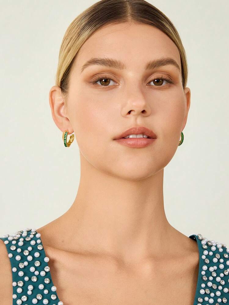 18K GOLD-PLATED GREEN ZIRCONIUM-INLAID CROSS MINIMALIST TEMPERAMENT EARRINGS