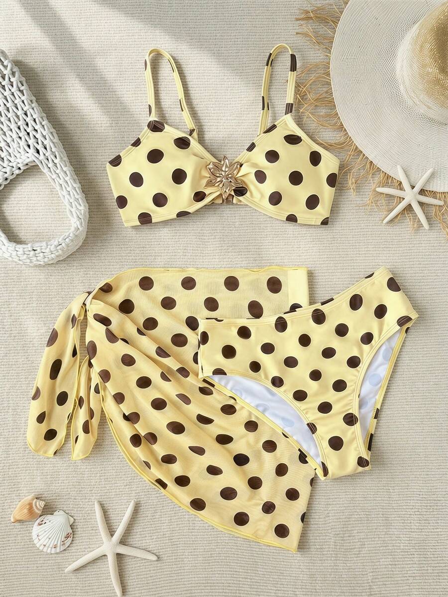 SHEIN 青少年女孩3件式休閒度假套裝：黃色波點印花比基尼套裝配金屬花朵裝飾，附網紗罩衫裙，適用於海灘假期 - 黃色 - 查看 1