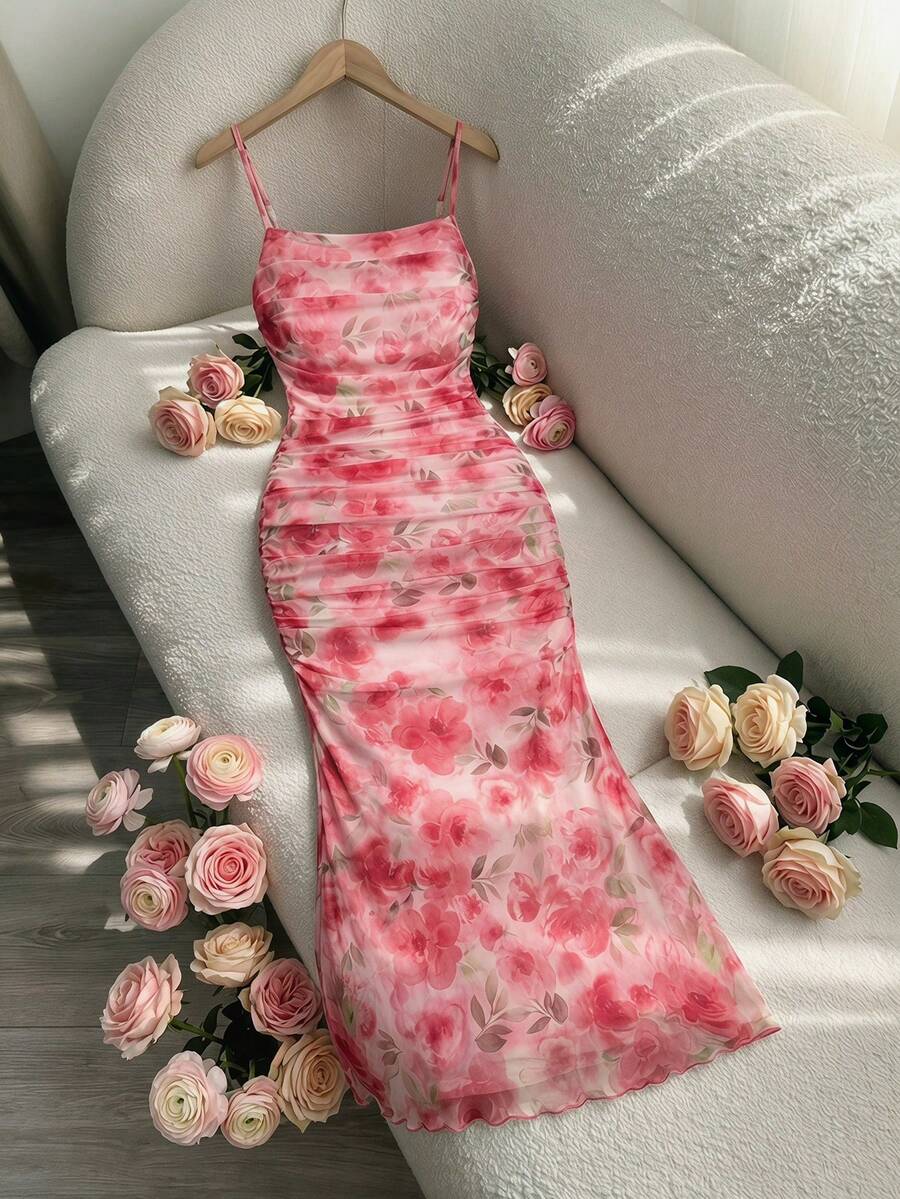 SHEIN MOD 大尺碼白色玫瑰印花女款長洋裝 腮紅色 夏季華麗 正式賓客 婚禮 伴娘/Ninang 可愛優雅 儀式 生日禮服 - 粉色 - 查看 1
