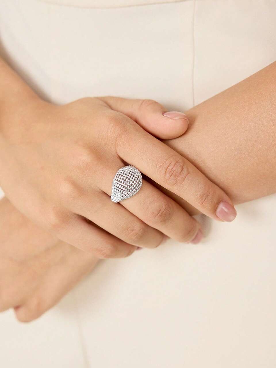 SILVER MESH MINIMALIST RING