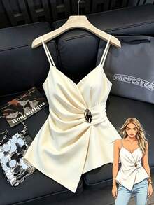 Franclia Blusa feminina de verão com decote em V, alças finas, barra irregular, fivela metálica decorativa na cintura para modelar a silhueta, branca, ideal para o verão, perfeita para festas, praia, casamentos e outras ocasiões especiais. Blusa elegante e sofisticada, blusa formal, blusa casual, blusa para formatura, roupa de resort, blusa para atividades ao ar livre, look casual moderno para o trabalho, roupa para o escritório, versátil e estilosa para o dia a dia, perfeita para professoras e profissionais. - Damasco - Ver 1