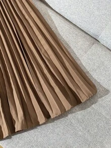 GlowEve 女士圆领仿珍珠装饰褶皱拼接撞色休闲派对中长连衣裙 - 彩色 - 查看 5