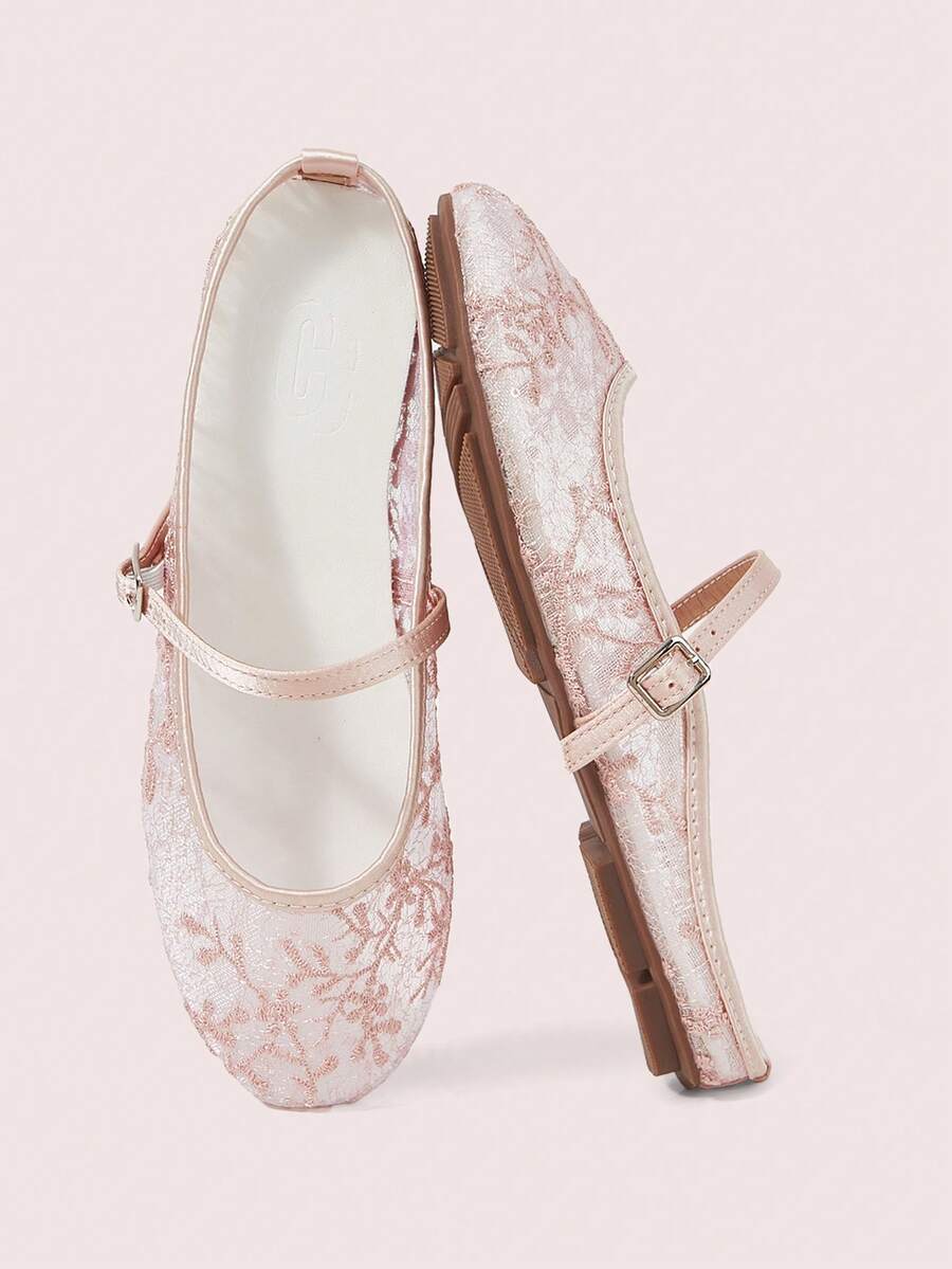 CUCCOO DOLLMOD Women's Shoes, Light Pink, Round Toe Dew Heel Closed Toe Sandals, Flower Embroidered Mesh Yarn, Sweet And Cute, Comfortable, Soft And Breathable - Branches - Powder - View 1