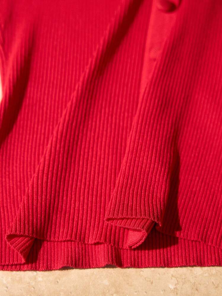 WOMEN'S BUTTON DETAIL RIBBED KNIT TOP