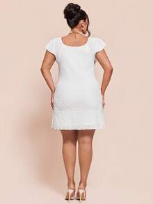SHEIN BAE Große Größen Minikleid für Damen, weiß strukturiert, Kleid mit Rüschenärmeln - Weiss - Übersicht 5