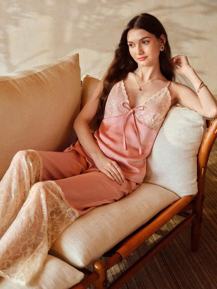 WOMEN'S COLORBLOCK CONTRAST LACE CAMI TOP & PANTS PAJAMA SET