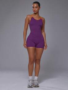 Musera Sport Figurbetonter Mini-Einteiler mit Ausschnitt, Trägern mit Ausschnitten und Sport-Logo, für Fitness, Pilates, Laufen, süß, feminin, Alltag, Everyday, Slowburn - Violett - Übersicht 5