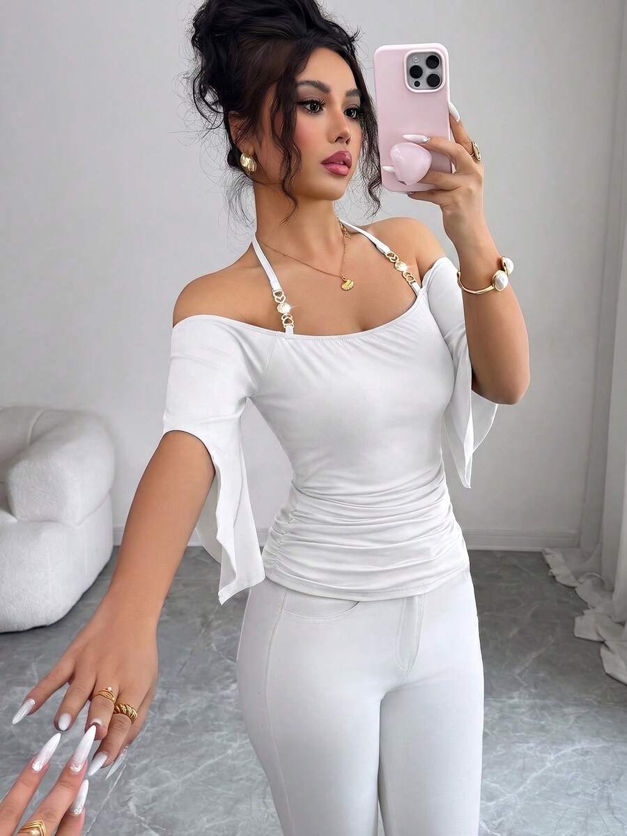 SHEIN Elenzya 女款素色細肩帶T恤,露肩半袖極簡優雅修身抓皺上衣,春夏季新款,適合日常、音樂節、晚餐、派對,復古百搭 - 白色 - 查看 1