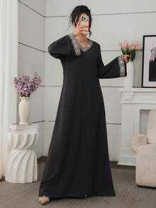 Al Najma Solid Color V-Neck Loose Long Sleeve Elegant Ribbon Decor Everyday Dress - Black - View 5