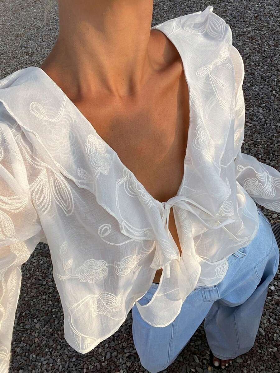 Strévra 杏色V领系带腰部纹理面料女式衬衫 - 白色 - 查看 1