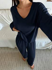 DAZY Minimalist Solid Color Soft Knit Women Pajama Set - Navy Blue - View 4
