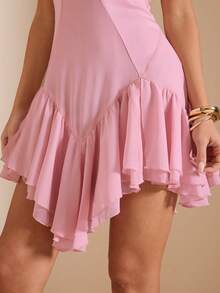 SHEIN BAE Sommerliches einfarbiges Minikleid mit tiefem V-Ausschnitt, Satin- und Chiffon-Rüschen-Lage, A-Linie, Rosa Kleid, Geburtstagskeid, Schulanfangskleid, Partykleid, romantisches Datingskleid, Brautjungfernkleid - Pink - Übersicht 6