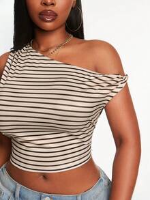 Radiana Camiseta Cropped Ajustada com Gola Assimétrica Elegante e Versátil, Listrada em Marrom Abricó, Plus Size, Adequada para Lazer, Uso Diário, Versátil, Estilo de Rua, Coachella, Vestuário Ocidental, Festival de Música, Vintage, Minimalismo, Concerto, Festa de Carnaval, Resort, Passeio, Férias, Encontro à Noite, Reunião, Aniversário, Festa de Despedida de Solteira, Gyaru, Intervalo, Rave, Modesta, Chique, Clube, Fofa, Casual, Compras, Streetwear, Saída, Y2K, Y3K, Coquete, Valoriza a Silhueta - Multicolorido - Visão 6