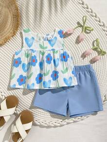 SHEIN Playful Pals Babygirl A 兩件式夏季圓領無袖上衣與紅色短褲套裝。清新紅白配色對比，梭織面料，寬鬆版型。風格甜美、優雅且田園風，滿版印櫻桃圖案，活潑可愛。適合日常出遊、上學通勤、參加派對、生日派對、度假旅行 - 淺藍色 - 查看 3