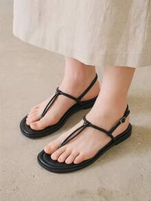 HighSole 女士平底凉鞋，趾带设计，舒适百搭，适合春夏户外/室内穿着，简约时尚，适合度假、日常通勤，优雅复古风。 - 黑色 - 查看 2