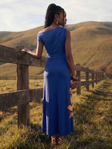 CAJUNI Elegant Sexy Long Summer Dress, One-Shoulder, With Floral Print, Boho Chic Golf Pastal - Navy Blue - View 2