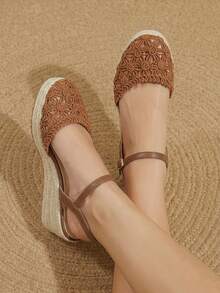 Styleloop Women's Shoes, Brown, Woven Hemp Rope Straw Shoes, Wedge Heel Platform Sandals, Height-Enhancing Holiday Bohemian Wear - Brown - View 5