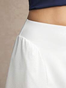 Activina Damen einfarbige Casual Shorts mit Taschen, Sommer Sport Skorts - Weiss - Übersicht 4