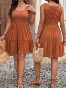 Vestido de talla grande con cuello redondo, sin mangas y volantes en la espalda - Negro 2 - Ver 9