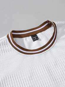 EGENSIO Men's Knitted Jacquard Textured Collar & Cuff Ribbed Black T-Shirt & Shorts Set, Holiday - White - View 5
