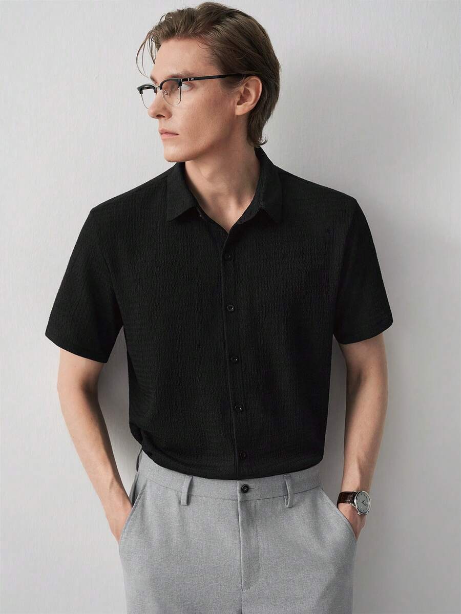 Manfinity CityGents Men Drop Shoulder Button Front Shirt - Black - View 1