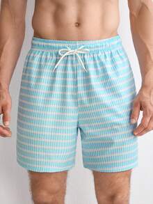 Manfinity Swimmode 夏季男士條紋印花抽繩腰海灘短褲，度假海邊夏威夷熱帶泳褲，情侶約會度假穿搭 - 淺藍色 - 查看 2