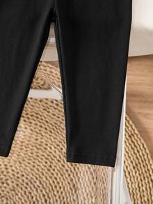 SHEIN 2pcs Baby Girl Black And White Matching Outfit,Letter Print Dropped Shoulder Tee And Pants,Summer Casual Vacation Suit For Spring/Autumn Daily Wear - Multicolor - View 6