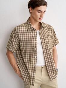 RONVEXI Men's Small Plaid Short Sleeve Shirt, Single Pocket Classic Style, Suitable For Formal Or Casual Occasions, Vacation, Dining, Office, Casual Home Wear, Versatile, Comfortable Fabric Shirt, Great For Self-Wear Or Gift - Multicolor - View 3
